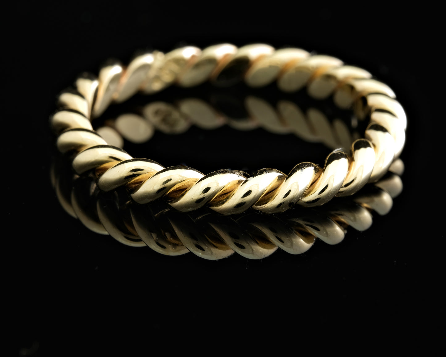 Twisty 9ct Gold Ring