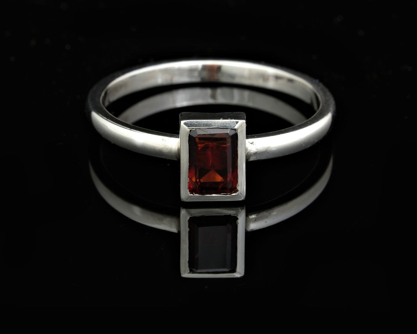 January Birthstone Ring- Garnet