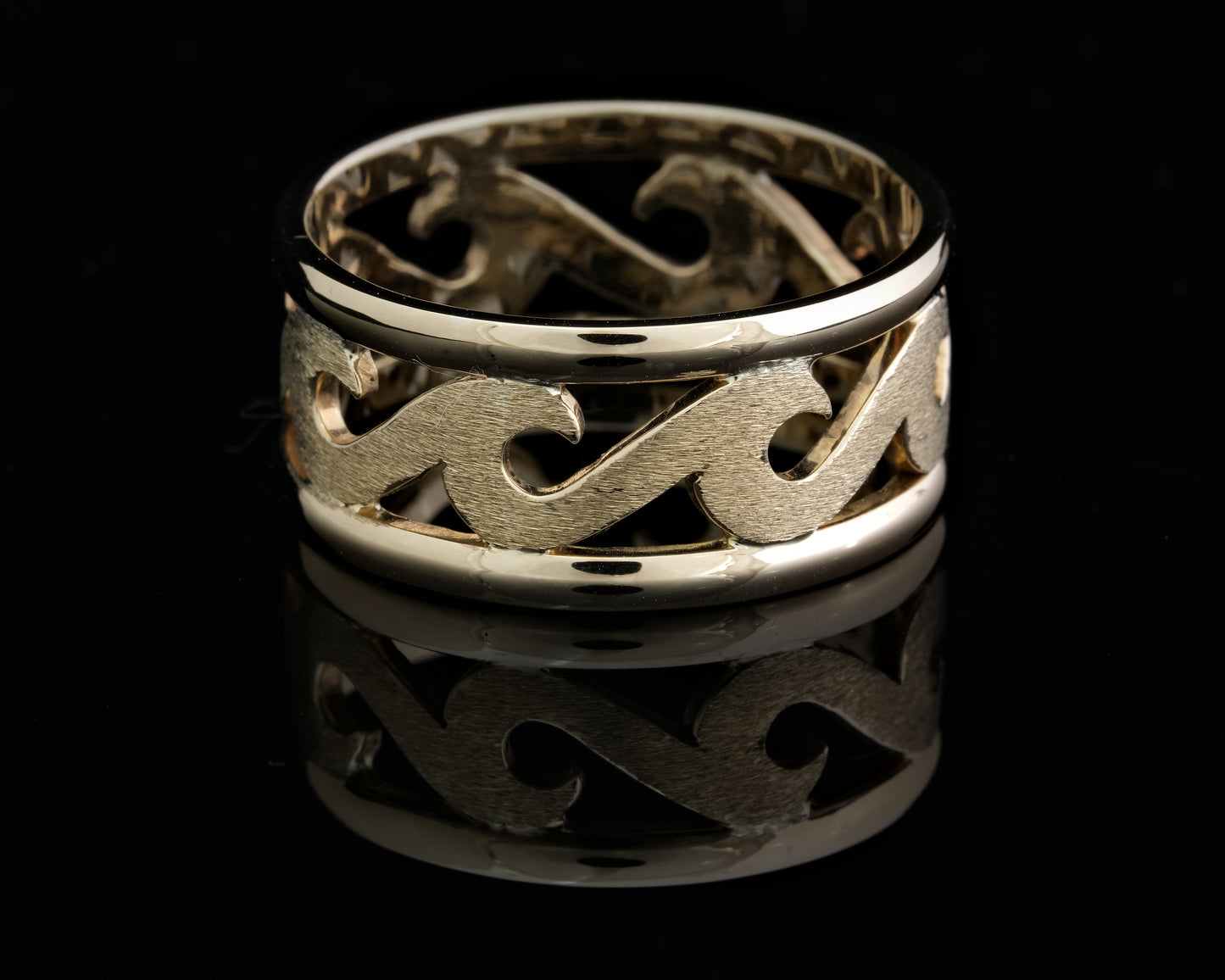Men's Gold Wave Ring