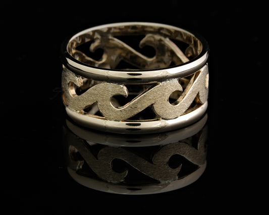 Men's Gold Wave Ring