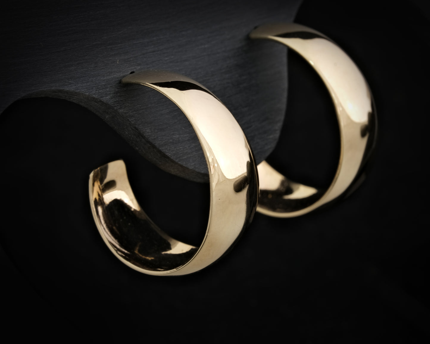 9ct Yellow Gold Tapered Hoops