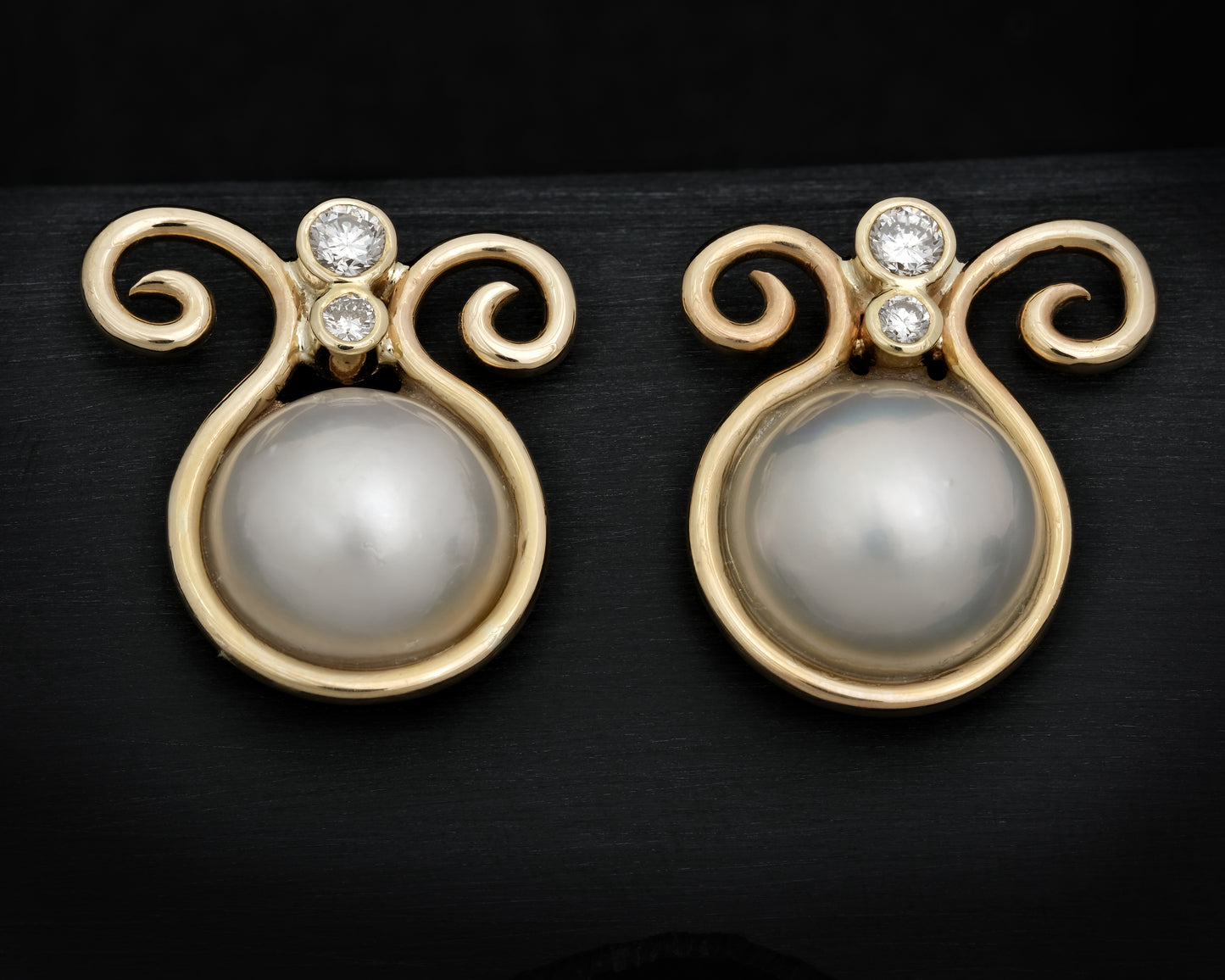 9ct Yellow Gold, Mabe Pearl & Lab Diamond Drop Studs