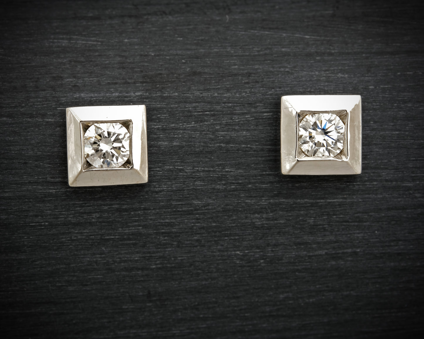 9ct White Gold & Lab Diamond Studs