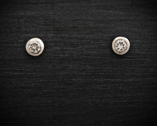 9ct White Gold Petite Lab Diamond Studs