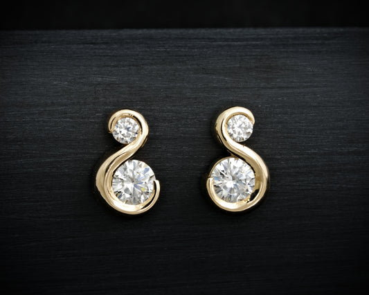 9ct Yellow Gold Moissanite Swirl Studs