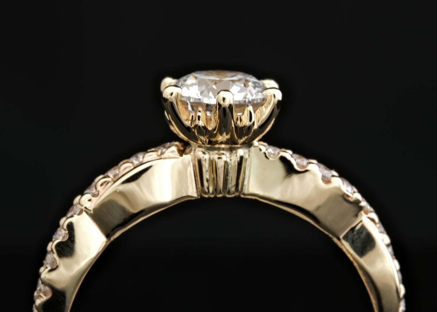 9ct Yellow Gold and Lab Grown Diamond Ring