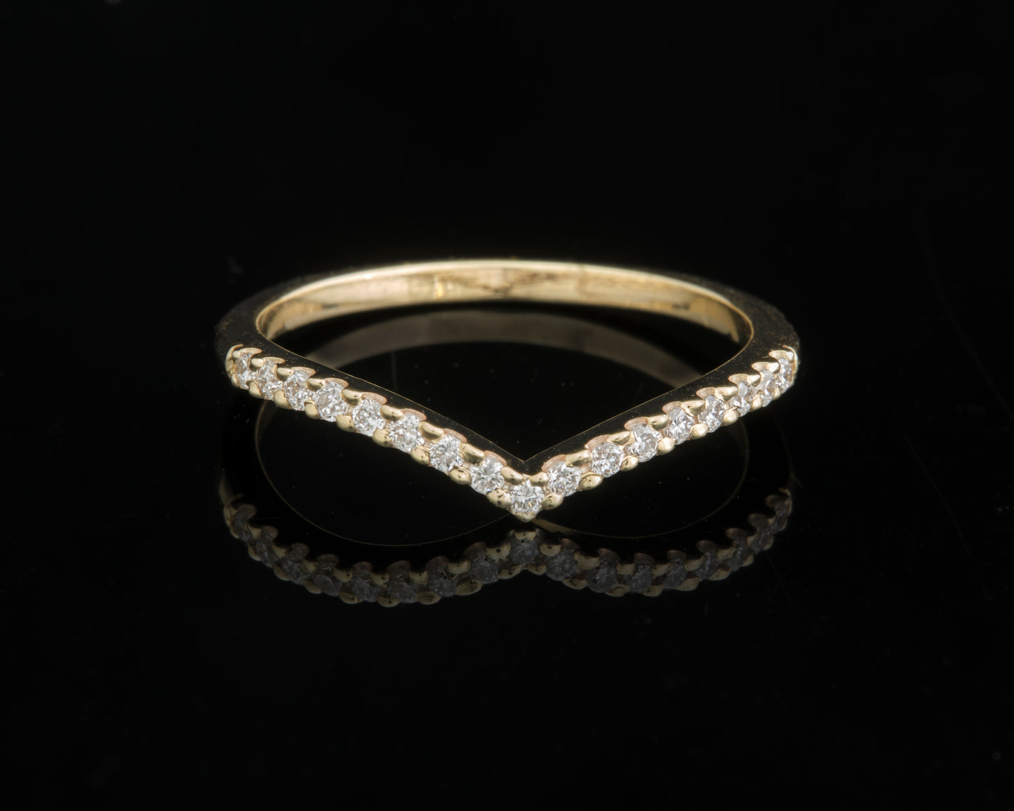9ct Yellow Gold Wishbone Half Eternity Ring