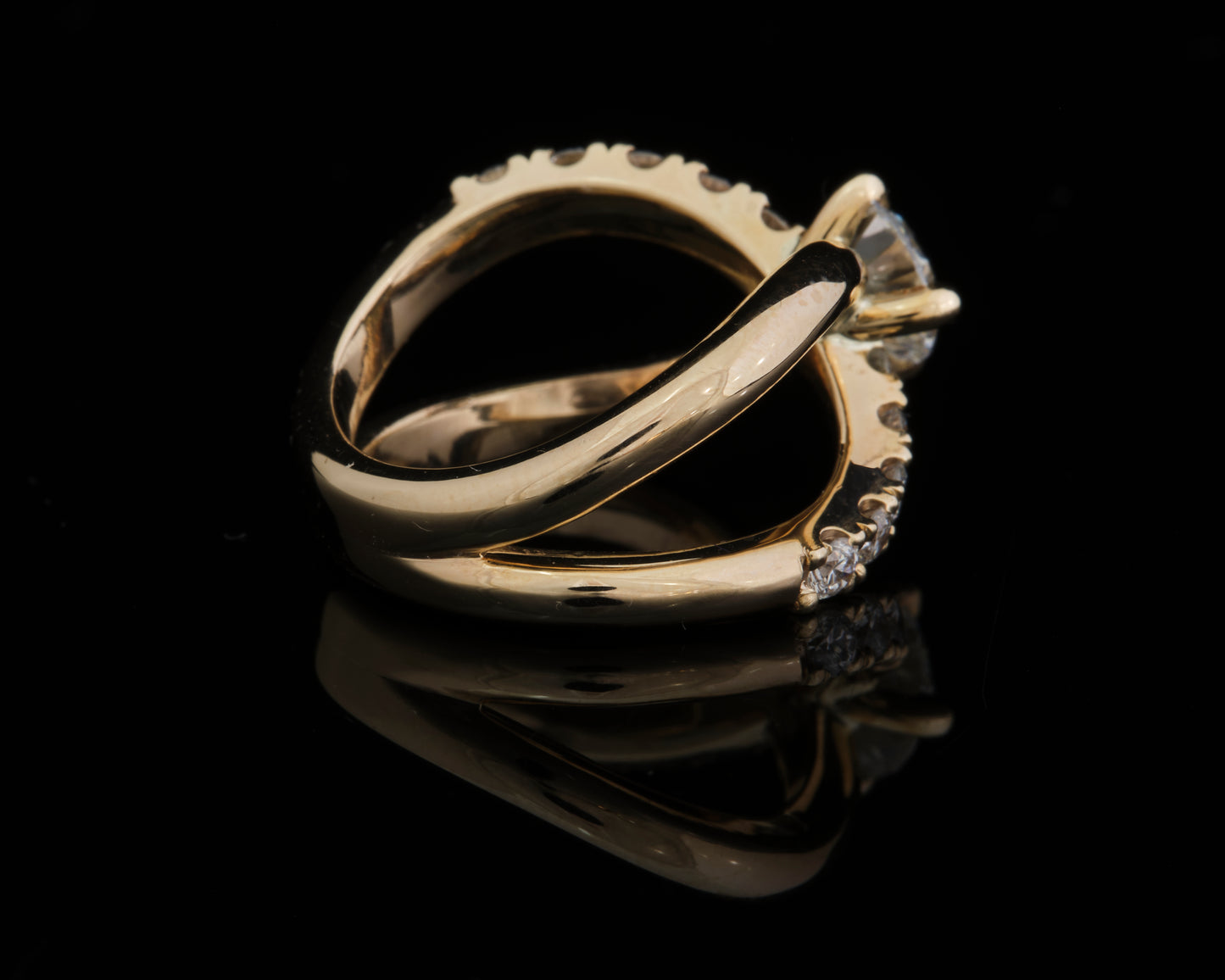 Lab Grown Diamond Cross-Over Ring